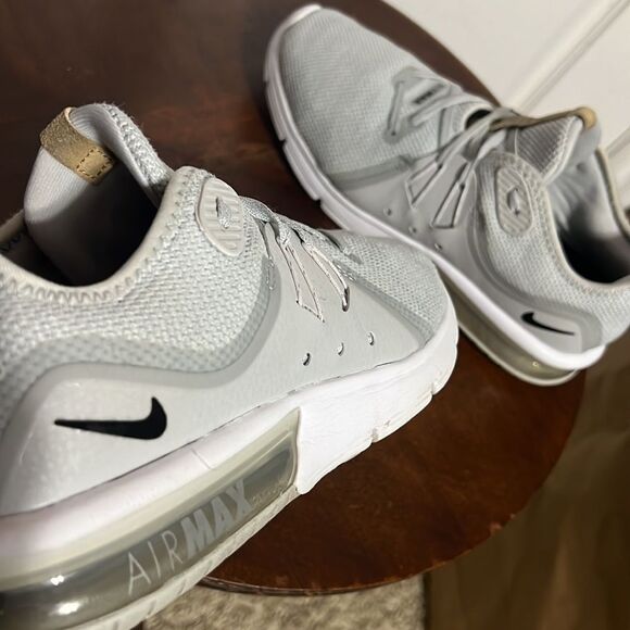 🔥🔥 Nike Air Max Sequent 3 Gray Running Shoes - Women Sz8 - EXCELLENT Condition - Picture 10 of 12